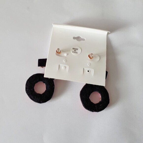 NWOT Ten79LA pink & red X's & O's beaded earrings - Picture 4 of 4